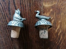 2 schöne dekorative Zierkorken versilbert Flaschenkorken