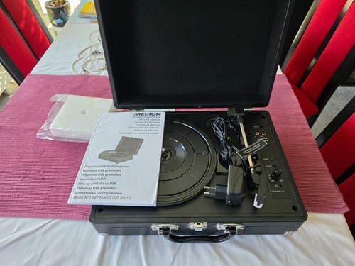 Tragbarer schallplattenspieler - tragbarer,