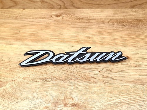 Datsun 240z schriftzug - datsun,