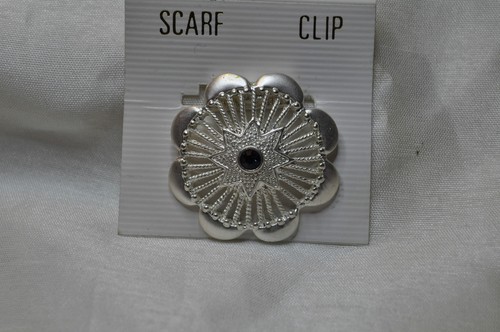 Schal tuch spange - /,
