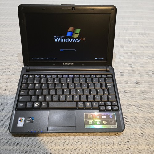 Samsung n130 laptop intel - n130,