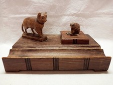 Schnitzerei Stiftablage