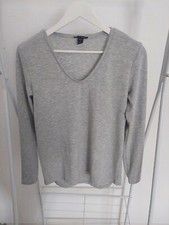 Pullover mit V-Ausschnitt von