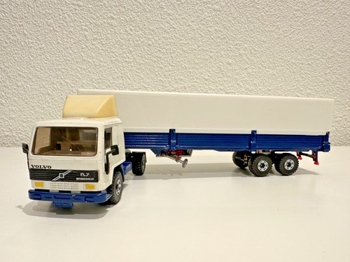 Siku 3116 volvo sattelzug - siku,
