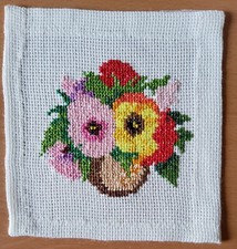 Stickbild Stickbild Blumenkorb  20 x 18,5 cm Handarbeit