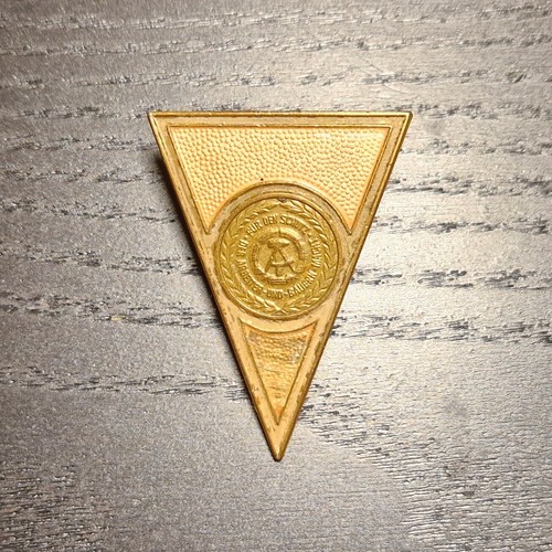Ddr nva absolventenabzeichen - nva,