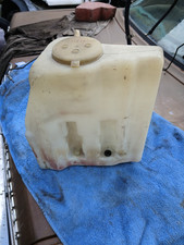 Waschwasserbehälter