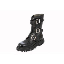 Boots braces 12 - &,