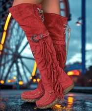 EL VAQUERO Coleen Silverstone