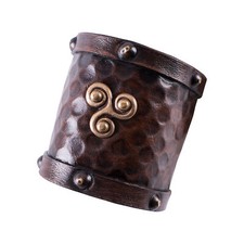 Kleiner Armschützer aus Leder