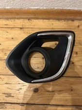 Mitsubishi ASX 2010–2016 Nebelscheinwerfer Blende  (Fahrerseite) – Original