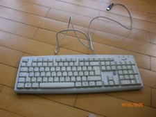 Vintage Retro Genius Keyboard Tastatur mit Kabelanschluss