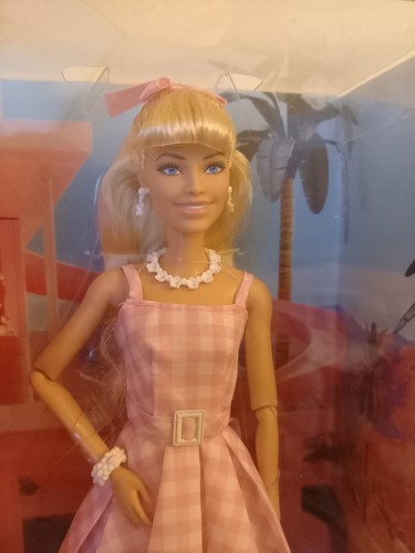 Barbie the movie puppe margot
