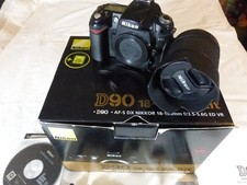 Nikon D90 + 18-105 mm VR Kit -