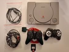 PlayStation 1 PS1  Konsole + 2
