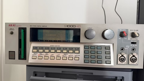 Akai s1000hd midi stereo - akai,