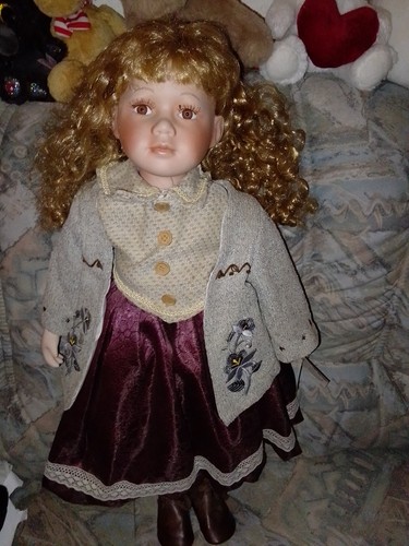 Wunderschöne porzellan puppe - porzellan,