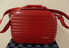 RIMOWA  Salsa beauty case Kosmetikkoffer Rot Polycarbonat Boardcase TRUE VINTAGE