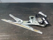 80731001R FRONT LEFT WINDOW