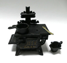 Queen Herd Ofen Puppenstube