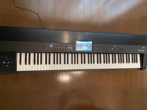 Korg krome music - krome,
