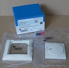 2x BUSCH-JAEGER 6523 U-102 LED DIMMER +Balance SI Zubehör - Komplett-Angebot