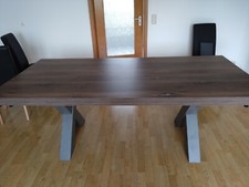 Dunkler Esstisch - Nur 10 Monate gebraucht / Sehr guter Zustand 