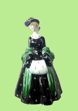 Gmunden Keramik Emilie Schleiss Krinoliendame  Jugendstil Keramikfigur 32CM 1915