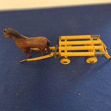 Altes Holz Pferdegespann um