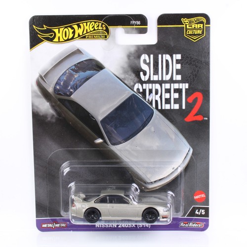 Hot wheels premium nissan - wheels,