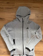 Nike Tech Fleece Grau Neu mit