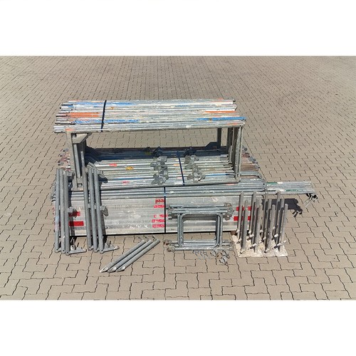 Gebrauchtes stahlgerüst mit - gebrauchtes,