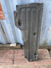 Mercedes E-Klasse Bj. 2004 W210 Verkleidung A2116190238 Vorne Rechts Risse N3366