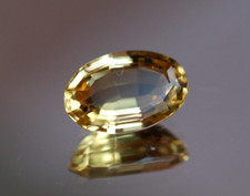 Beryll Goldberyll Ceylon oval facettiert 5,2 x 7,8 x 16,5 mm 2,97 ct augenrein