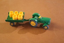 Matchbox Lesney no. 50 & 51 John Deere Traktor und Hänger mit fünf Fässer