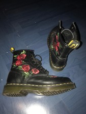 Dr. Martens 1460 Vonda Boots