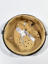 Stahlhelm Innenfutter Wehrmacht Modell 1940. Eisenring, Herstellerstempel  und D