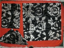 3 Deko-Kissenhüllen, schwarz-hellgrau-gemustert, 2 x 53 x 40 cm, 1 x 8l0 x 81 cm