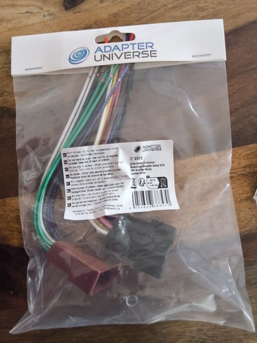Universal auto radio adapter - universal,