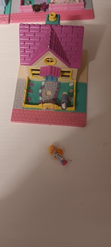 Vintage polly pocket cozy - pocket,