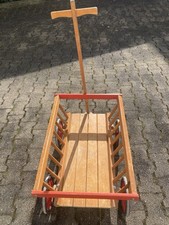 Leiterwagen aus Holz für