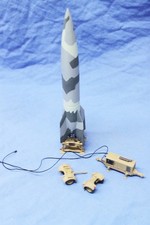 1:72 Modell Panzer V2 Rakete mit Generator Anhänger gebaut - bemalt