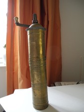 Dekorative alte kaffeemühle - alte,
