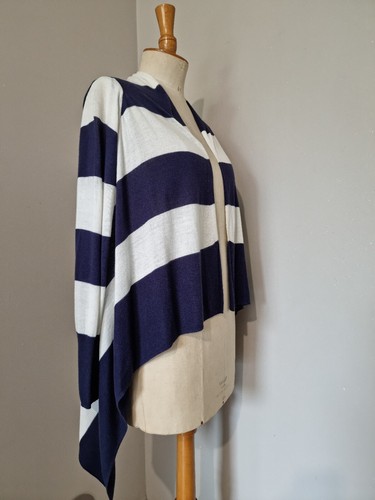 Tolle marine und weiss - und,