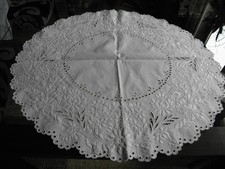 Kleine ovale Tischdecke Leinen