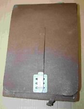 Braune Kartenmeldetasche mit Hersteller von 1958