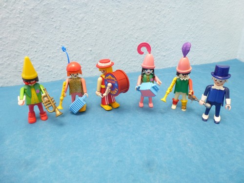 Zirkus figuren clowns - x,