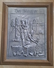 Reliefbild aus ZINN Der Maurer