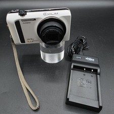 Casio Exilim EX-ZR100