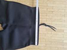 Schwarze Damen Neoprenshort M